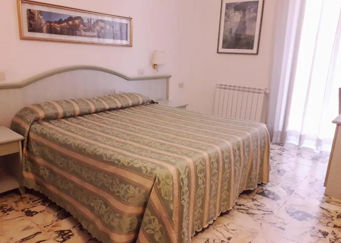 Konukevi Gioia 4*